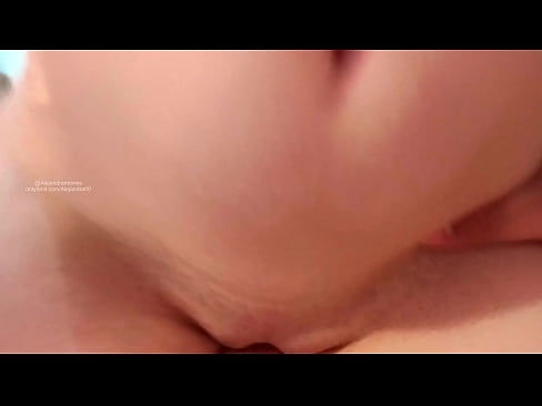 ❤️ Dormitu in a stanza di a mo surella è hè cusì ch'e aghju svegliatu ❤❌ Super sex à noi ❌️❤